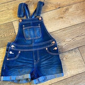 Girls short bib overalls
